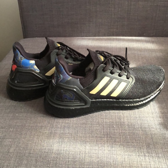 Adidas Ultra Boosts - Picture 3 of 3